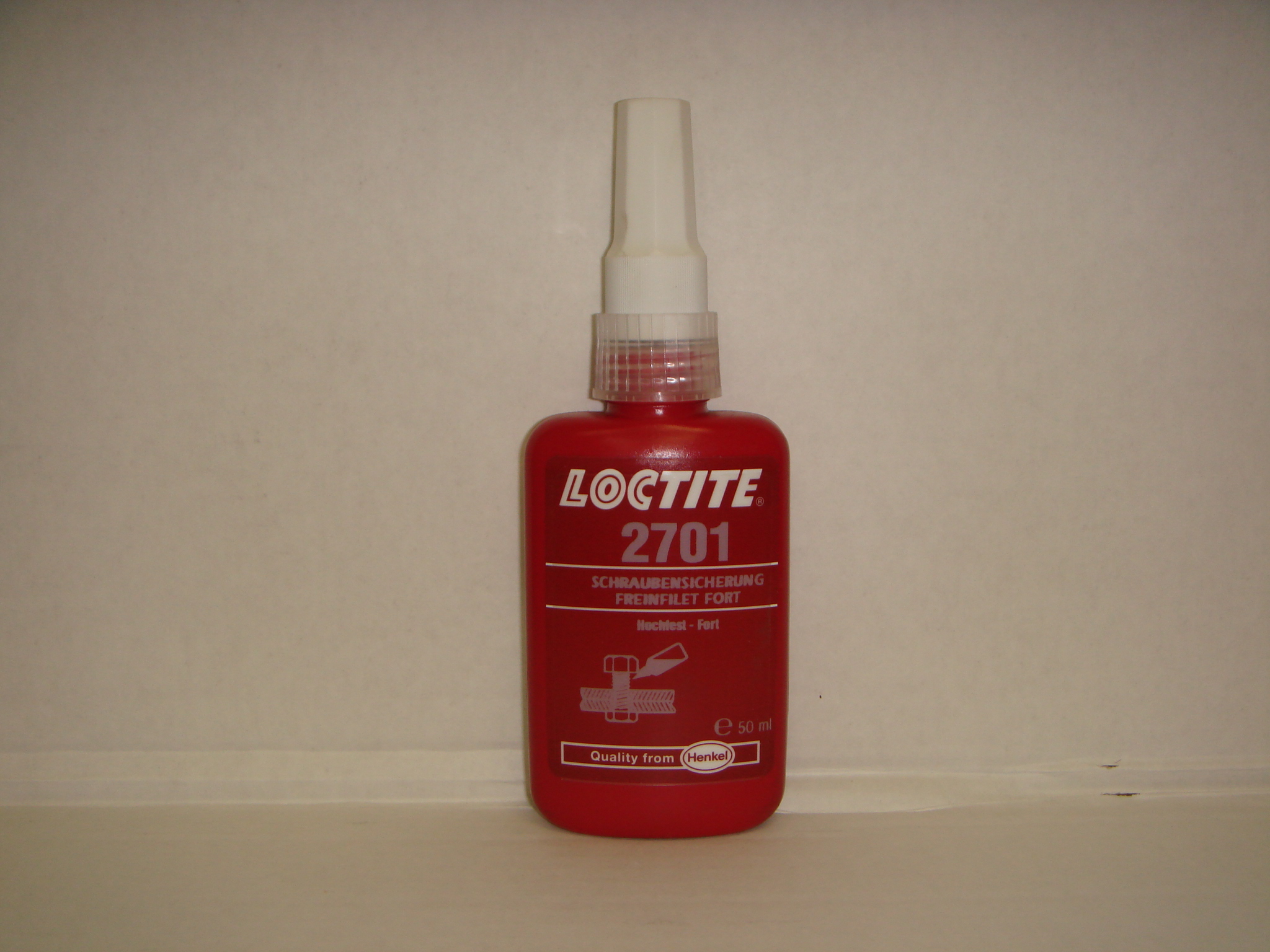 Купить Loctite 135281 Резьбовой фиксатор высок.прочности для неактивных металлов, 50 мл